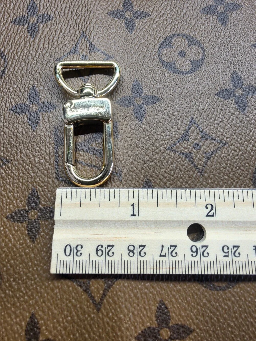 Louis Vuitton Gold Clasp X2